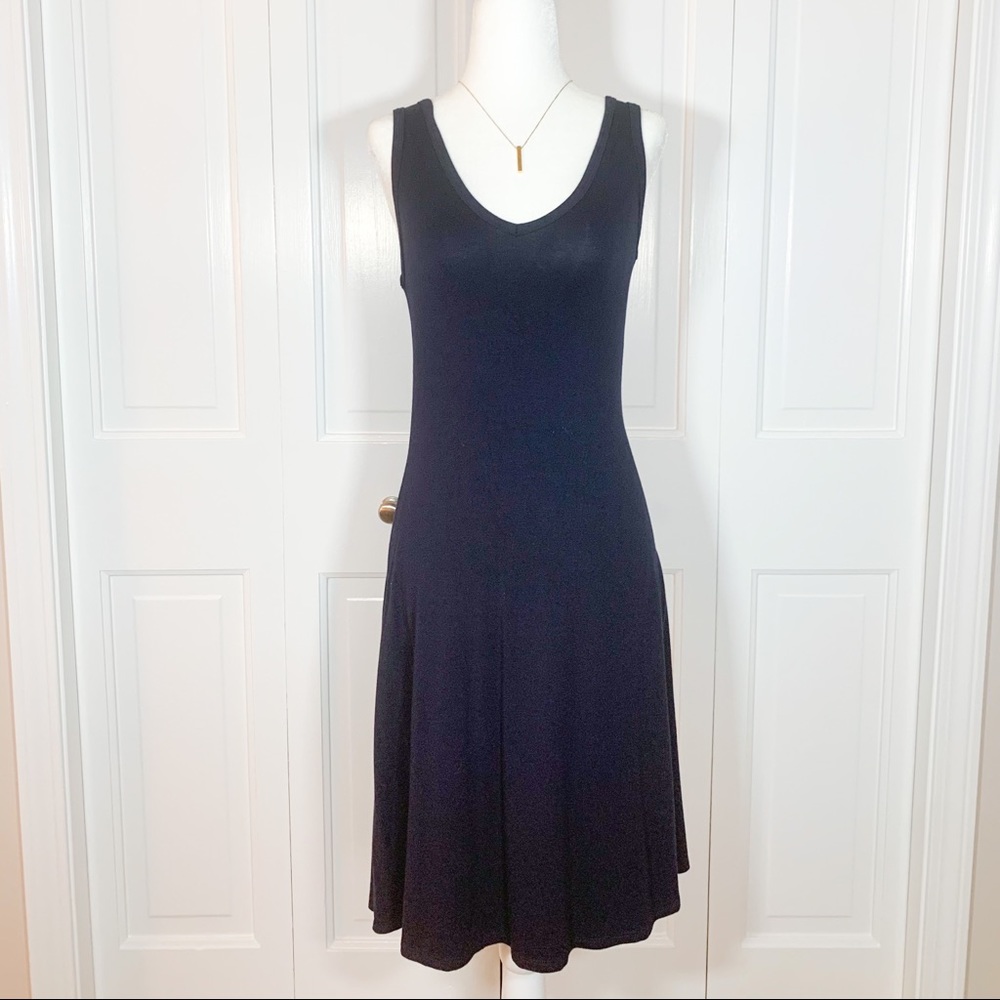 Karen Kane Small Navy Blue Brigitte Stretchy Fit & Flare V Neck & Back Dress